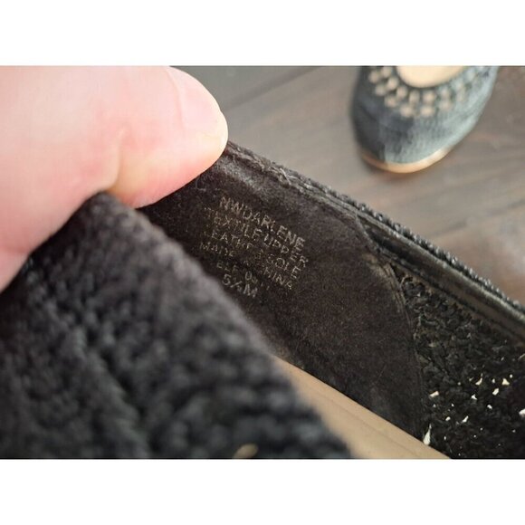 Nine West Darlene Black Slip-On Crochet Ballet Flat/Pre-owned, Sz. 5.5M - Picture 9 of 10